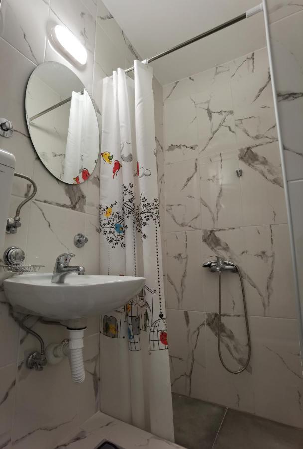 Apartman Lena Banovo Brdo Apartment Belgrade Luaran gambar